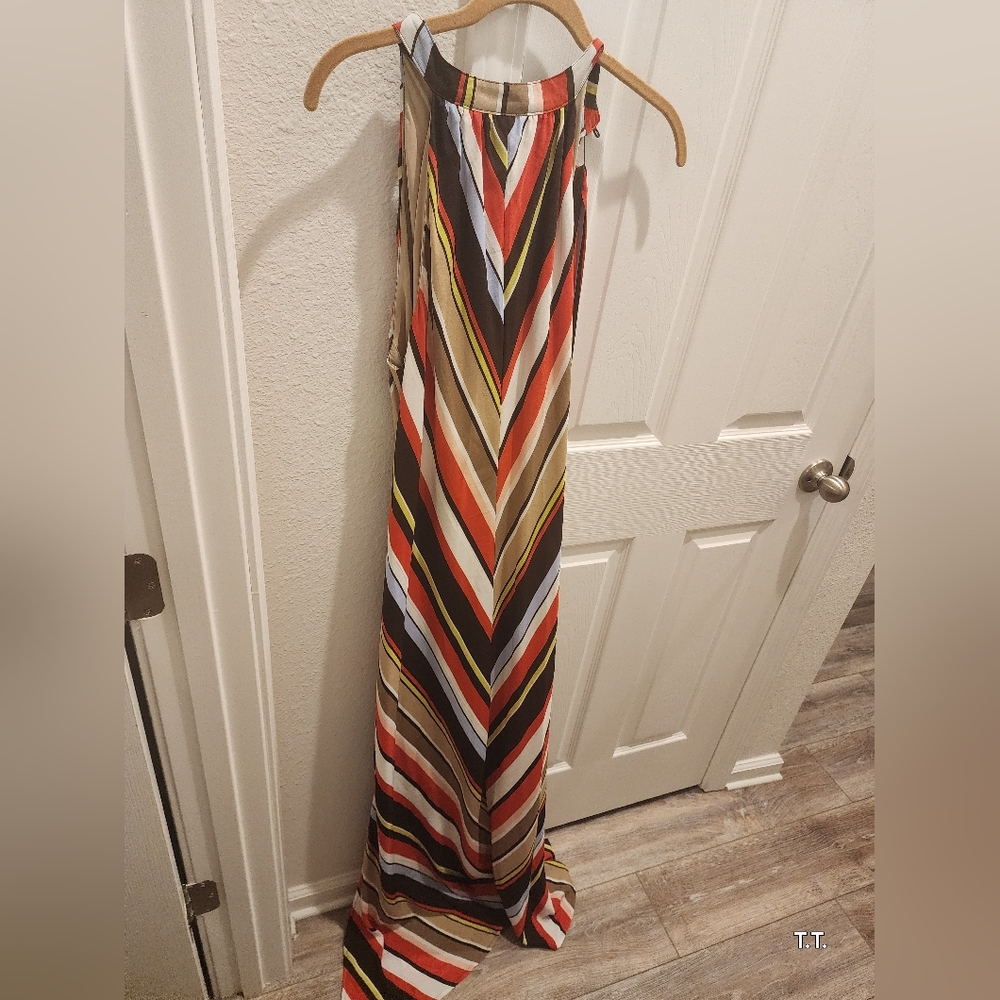 Stripped Sleeveless Maxi Dress